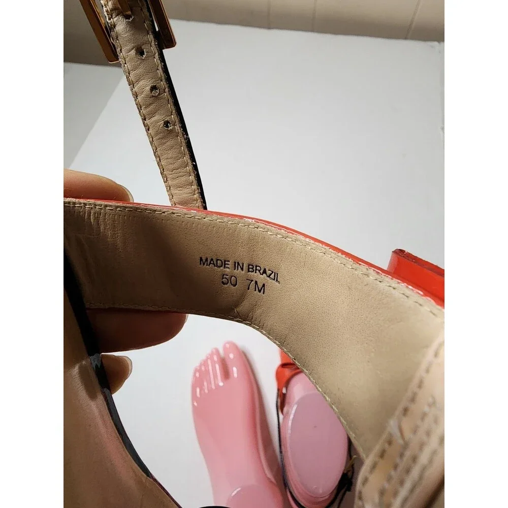 Kate Spade New York Patent Leather T-Strap Sandals Womens 7 Red Navy Bow Accent
